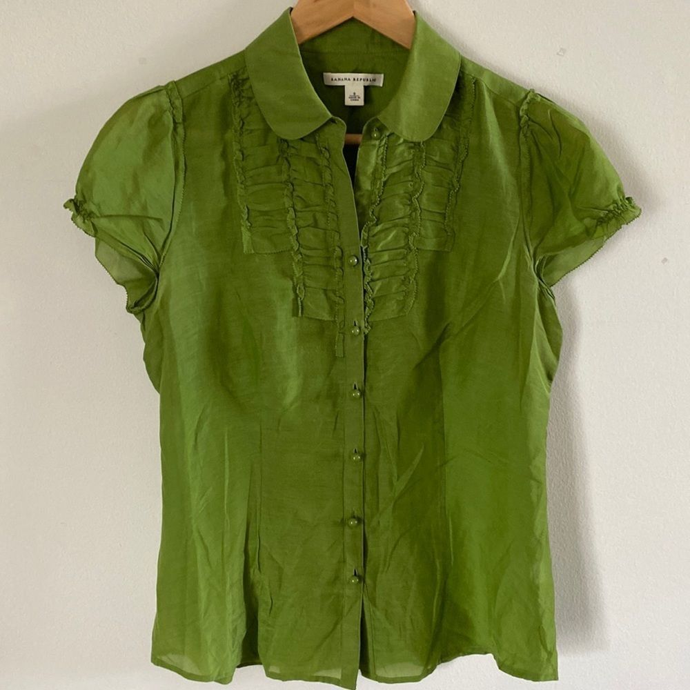 Banana Republic Women's Short Sleeve Blouse with Ruffle Detail, Small (y30)